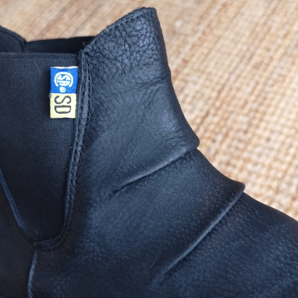 Featherlike safety ankle boots - Picture 6 of 15